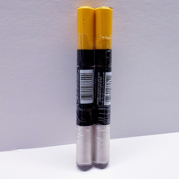 L'Oreal Paris Infallible Paints EyeShadow, #312 JET SET BLOND (Twin pack) - Picture 2 of 6